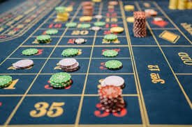Myanmar Online Casino VIP Table Live Dealer Gold Theme